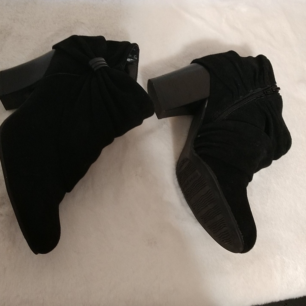 Black Leather Suede Andrew Geller Boots sz 7.5